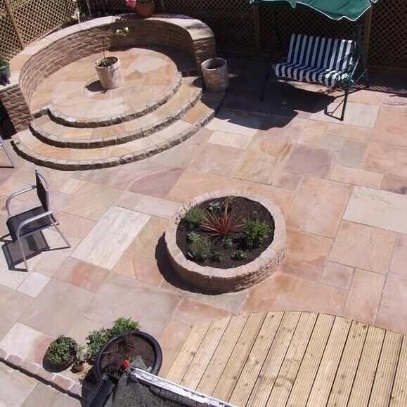 Tan Rippon Rose Indian Sandstone Natural 22mm Calibrated Patio Paving Slabs Pack 18.5m2