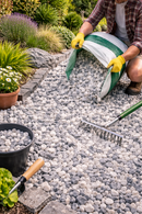 Polar Ice White Chippings 20mm – Decorative Garden Gravel | Driveways, Paths & Landscaping Stone